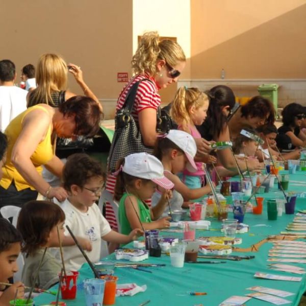 מתחם סדנאות יצירה